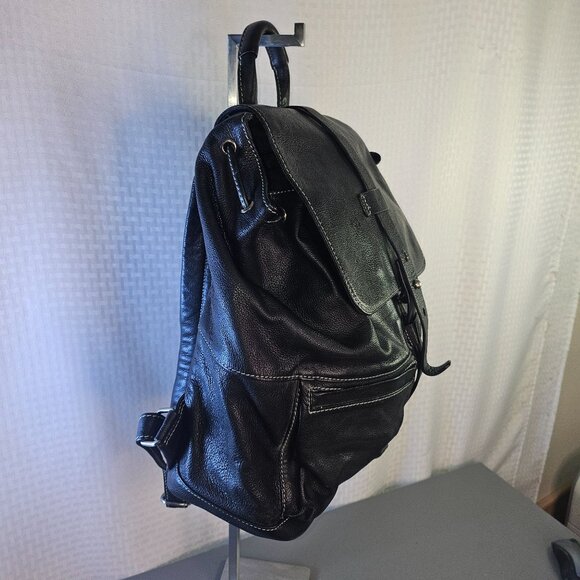 Kenneth Cole Backpack W/ Adjustable Straps & Multiple Pockets For Travel Or Ever - Picture 2 of 9